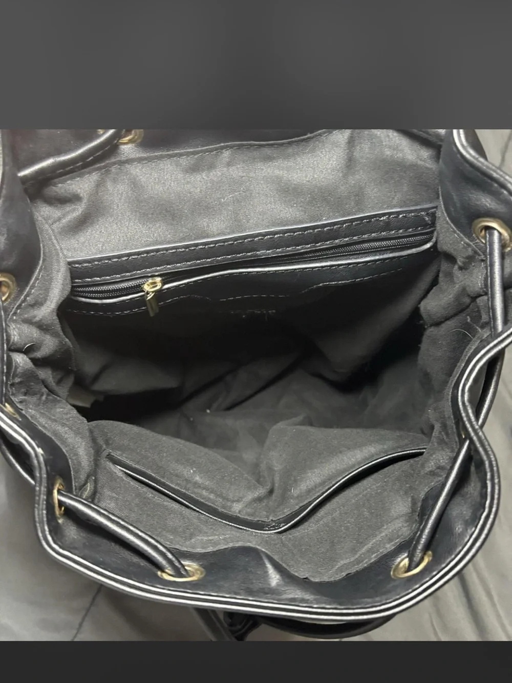 Quilted Drawstring Backpack - Black Leather-Effect